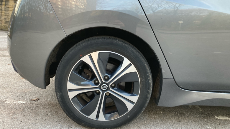 Nissan LEAF 160kW e+ Tekna 62kWh 5dr Auto Electric Hatchback